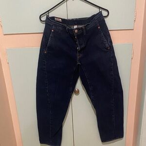 Levi's Dark Indigo Barrel Jeans